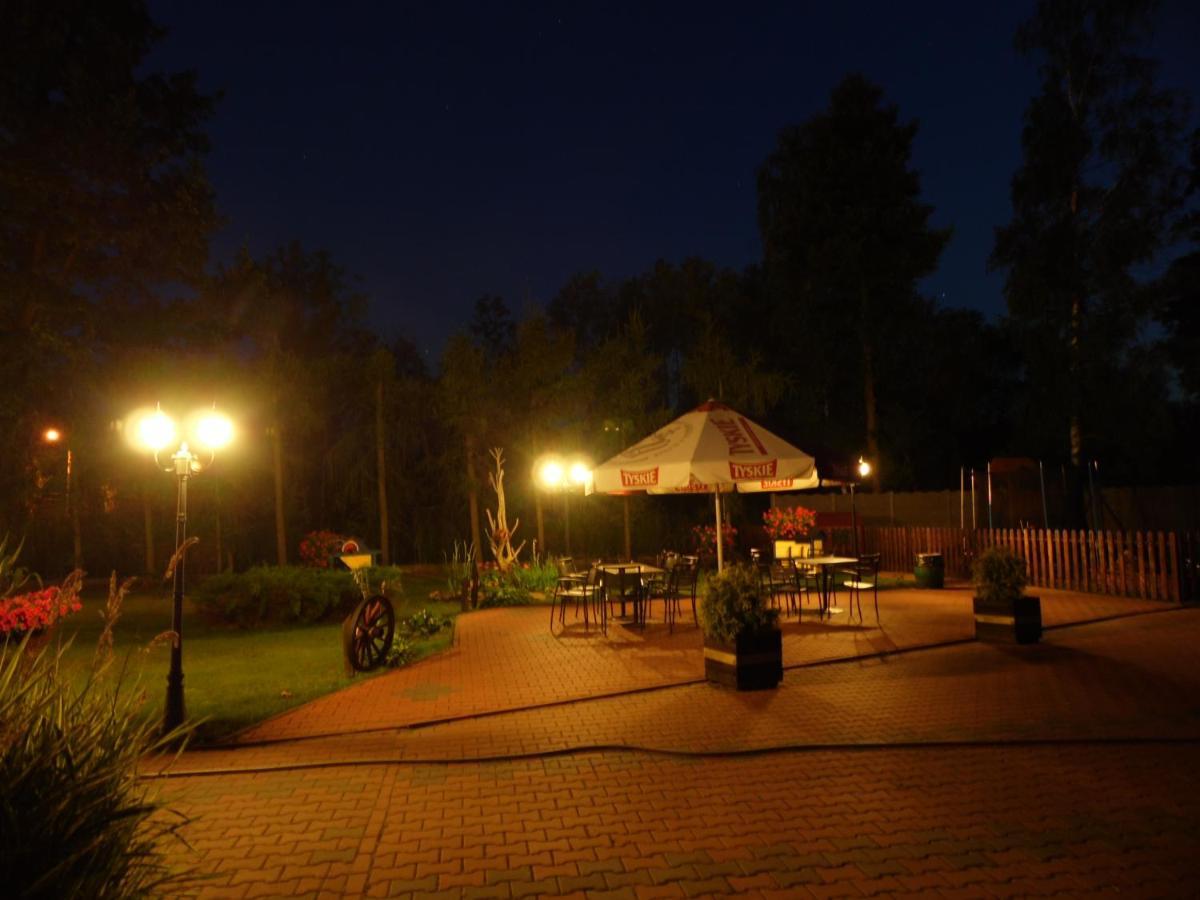 Stajnia Pod Debem Bed & Breakfast Starachowice Luaran gambar