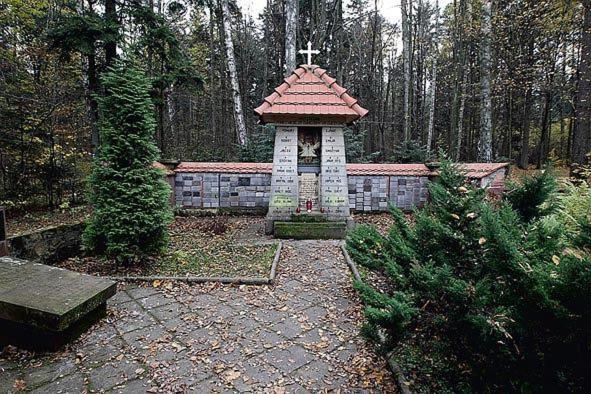 Stajnia Pod Debem Bed & Breakfast Starachowice Luaran gambar