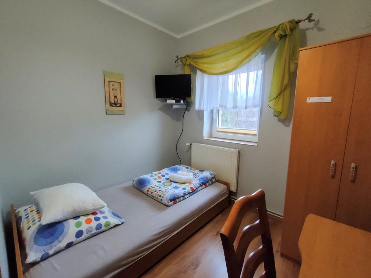 Stajnia Pod Debem Bed & Breakfast Starachowice Luaran gambar